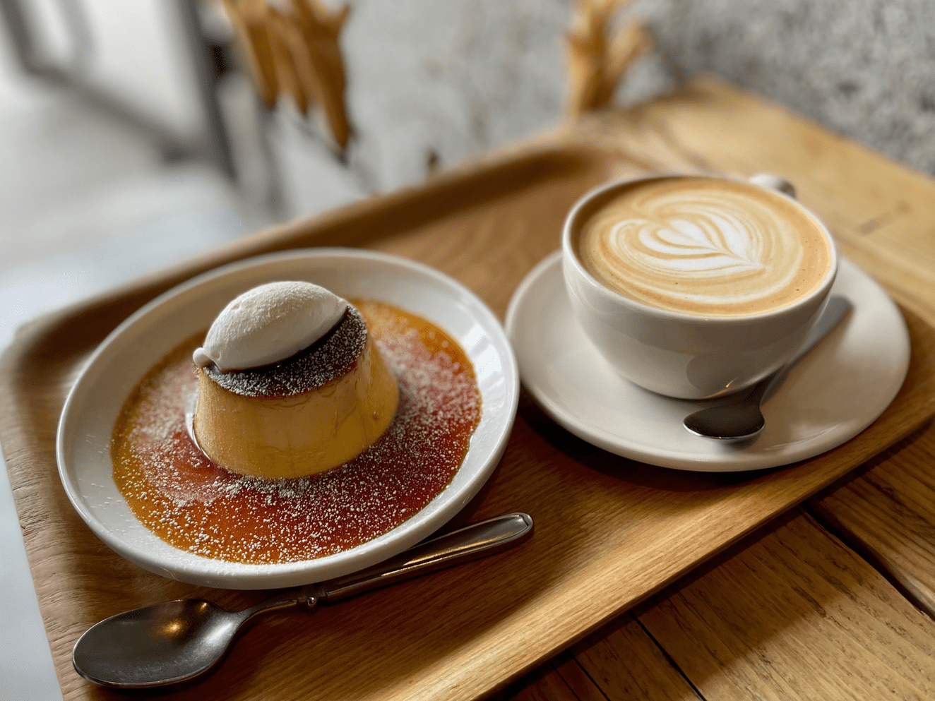 二子玉川・用賀・瀬田 STAN COFFE AND BAKE (スタン コーヒー アンド ベイク) のカフェラテとプリン