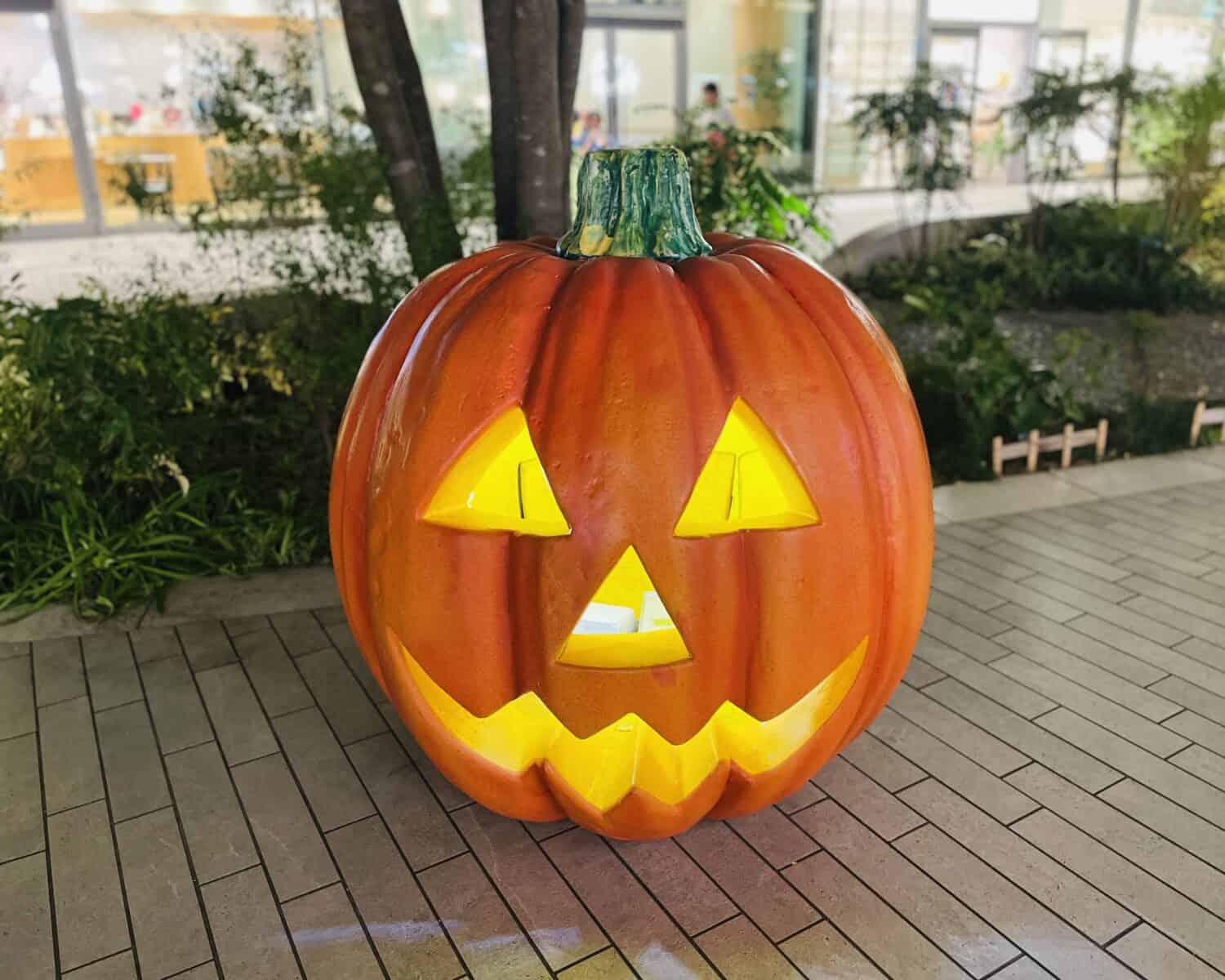 二子玉川ハロウィンパーティー2024 今年も登場 ビッグパンプキン